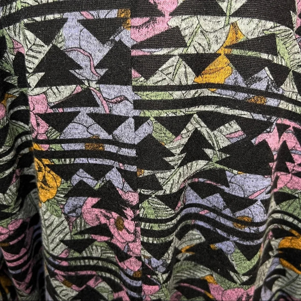 Lularoe Lindsay Small Knit, Black Broken Floral Pattern - Picture 6 of 9